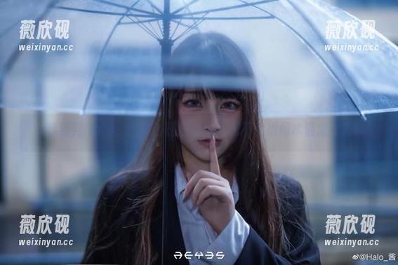 我看到Halo_酱在浴缸里cos，忍不住想问水温怎样？