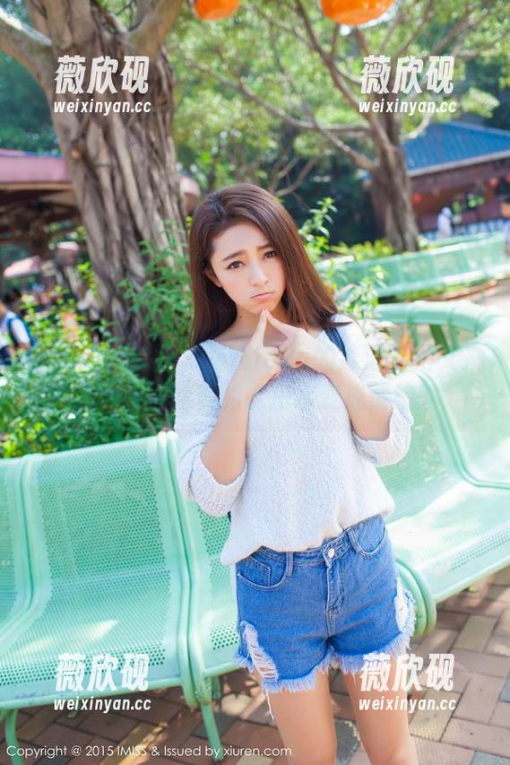 IMiss爱蜜社-莉娜lena IMiss爱蜜社 - 莉娜lena的泳池私拍又来了,难道她真的能把水变成情绪?