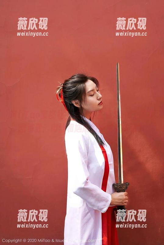 MiiTao蜜桃社 - 点开谢芷馨Sindy的美图资源：肉丝和尴尬的距离有多远？