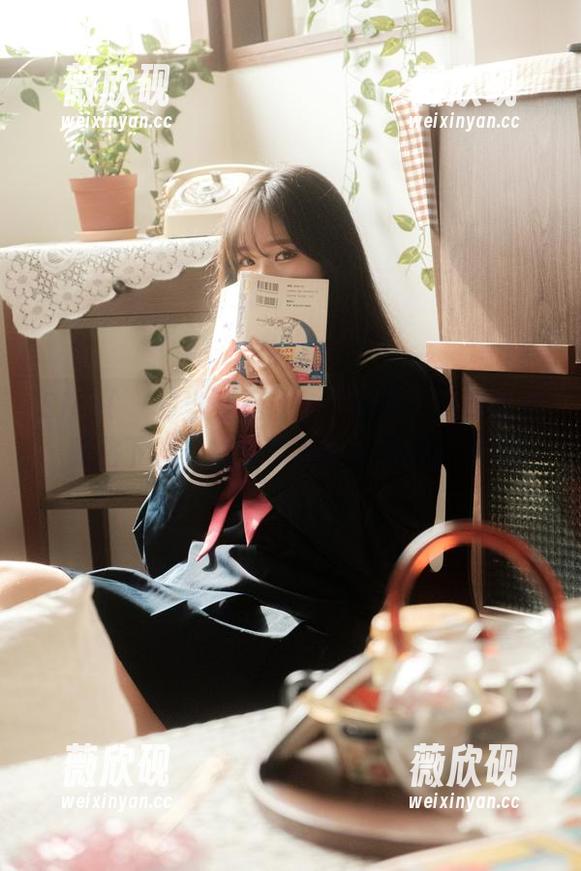 Sira(시라)当红不让！“粉色”高清写真即将下载，结果你忍不住想再去看！