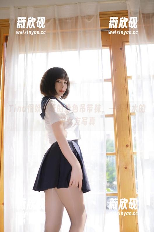 Tina很妖孽呀的粉色吊带袜，一头雾水的猫女友写真