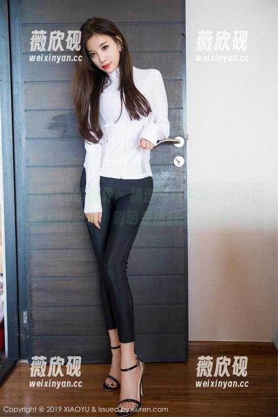 XIAOYU语画界 - 精选过程中的cherry绯月樱粉色：明明是想藏点什么吧？