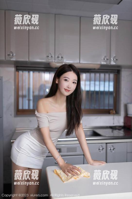 Xiuren秀人网 - 是小逗逗的定制白丝：每一张图都是小心机