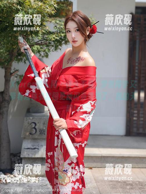 Xiuren秀人网 - 许久不见，梦然同学又带着连体衣套图更新闪亮登场了，我的天呐！