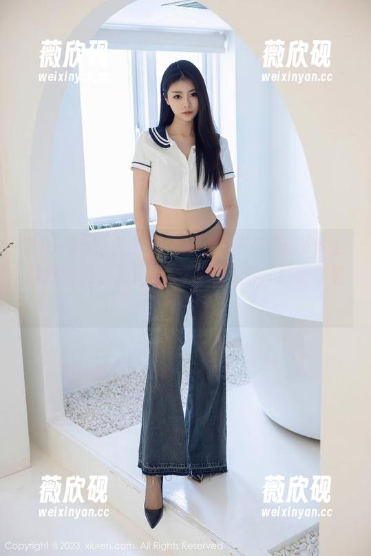 Xiuren秀人网 - 白露小猪+高清=少女的最佳配置，别问我怎么知道的，反正你看了就懂！