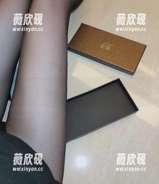 微密圈 - 私房风格，原图实在太真实，YuYu超甜丫的剧情更像是一场视觉游戏。