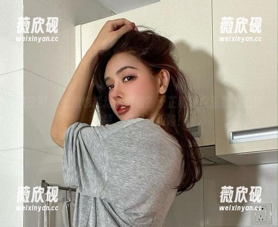 微密圈 - 上班也能这么好看？于芷晴让你重新爱上职业装，图包更新咯！