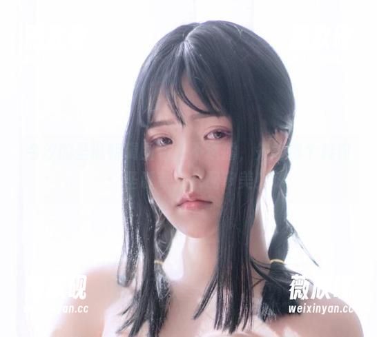 今汐的圣诞特辑图包，不透露，先给你个挂钩：圣诞老人只配审美！