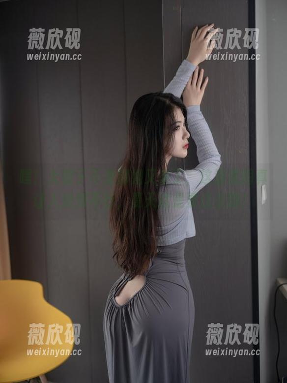 嘿！大梨子不是御姐又来了，这波美图真让人爱到不行，夏天就是要这么嗨！