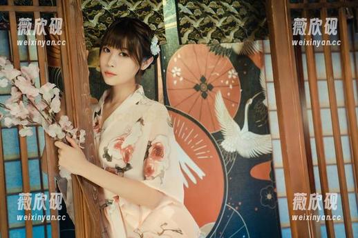 分享奈汐酱Nice的蛇年套图，心中默默感叹盛世美颜