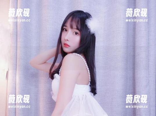 小小奶瓶儿 向小小奶瓶儿致敬,这些照片尽显可爱,真的是不收费的好事。