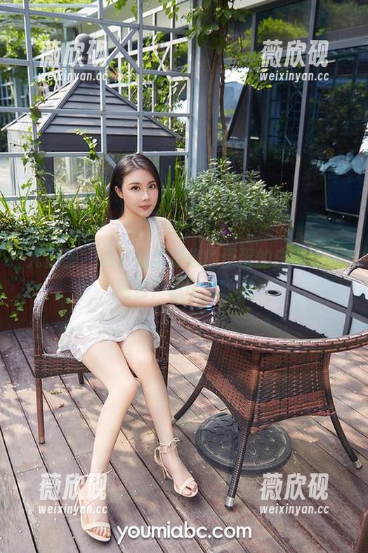 尤蜜荟 - 唷，这就是您的蛋蛋的庄园女仆图包？想说点啥辣