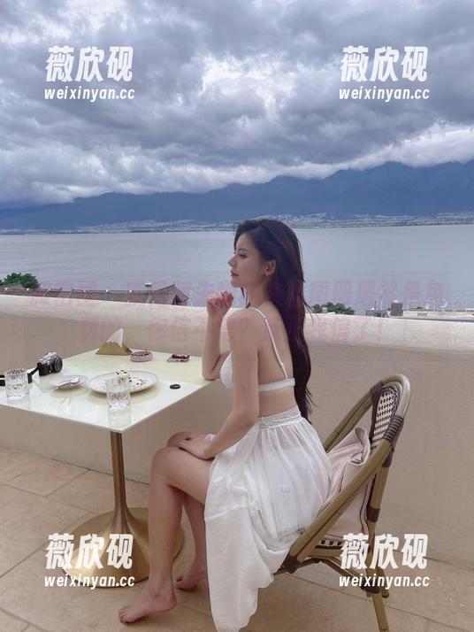 微密圈 - 就是阿朱啊的灰丝图册居然是免费的，你信不信？反正我信了！