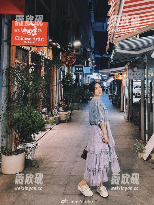 御子Yumiko的浴室，原图中的一抹轻巧，写真里的婉转暗示