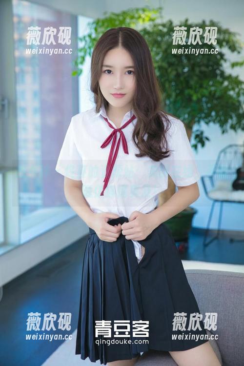 推女神 - 佟蔓的资源站：美腿在线，不收藏你追悔莫及！