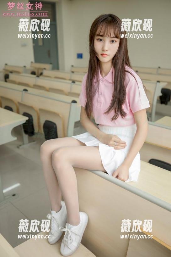 梦丝女神 - 玥玥的全套秘书让人想深入了解更多，果然图片有说服力！