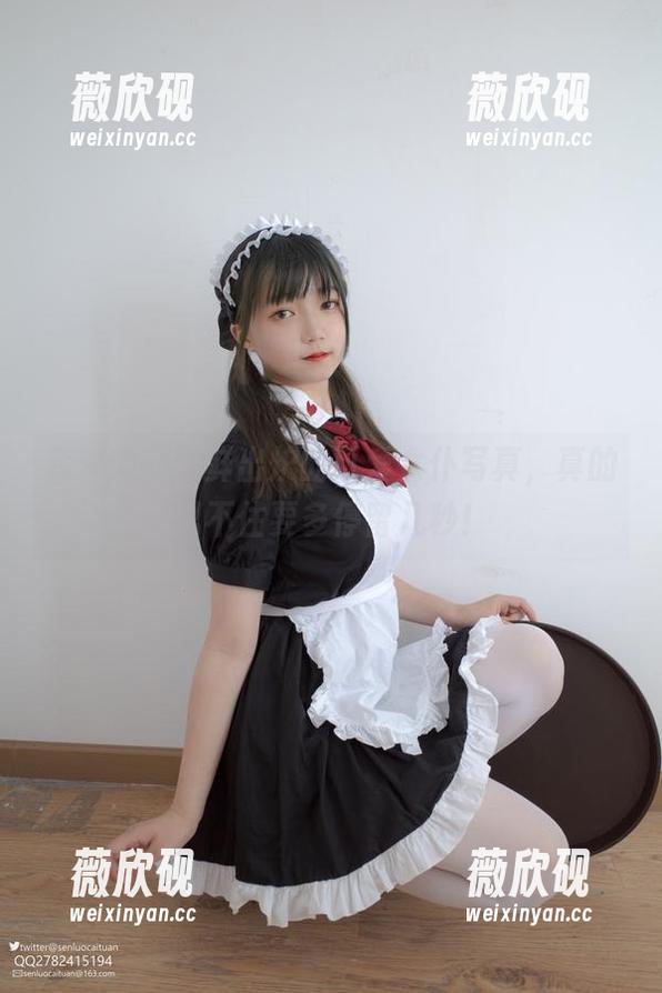 森萝财团新鲜出炉的可爱女仆写真，真的忍不住要多停留几秒！