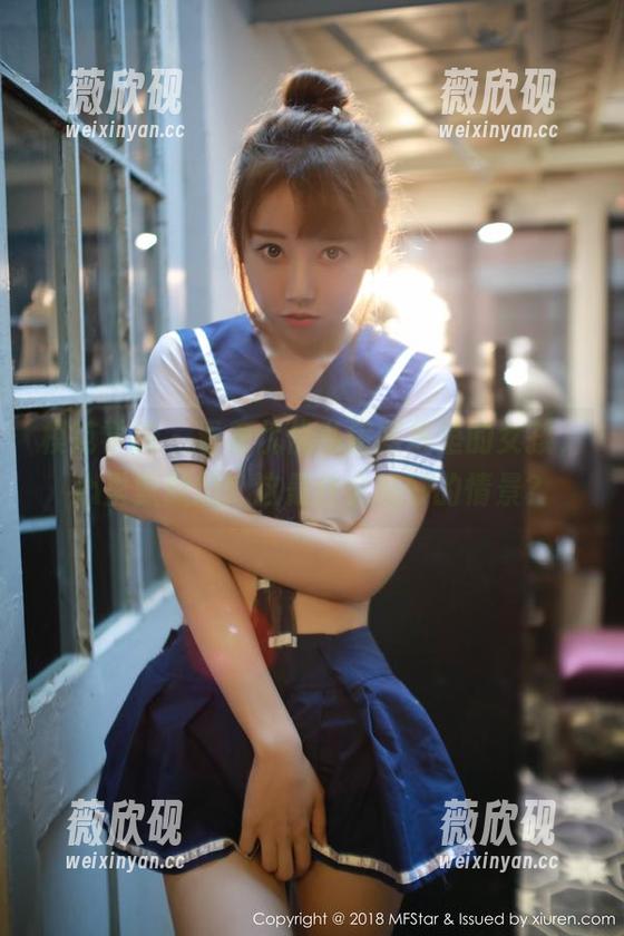 模范学院 - 看着优优私房图集里的女孩，心里默默想：这是什么绝妙的情景？