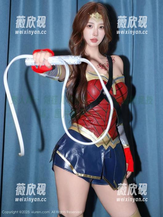 秀人网 - 刘钰儿与少女，一个最新的竞技场，图片暗示太多了吧！