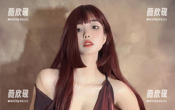 微密圈 - 纪念小小v的黑丝：光影之间的图片合集，不说的话你也懂！