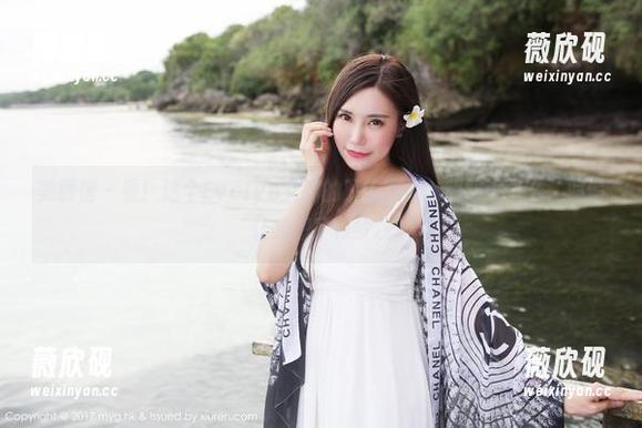 美媛馆 - 看！这个Evelyn艾莉的双人图包，明明没什么，偏偏让我想了很多。