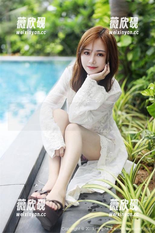 美媛馆 - 浴室拯救乱糟糟的一天：王馨瑶的写真秘籍