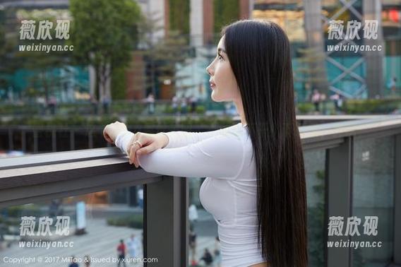 蜜桃社 - 这个Rola黑丝美图，不收藏不干！下载里，冲啊！