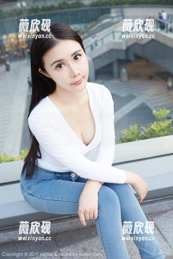 蜜桃社 - 铃木的连体衣合集，好像在一瞬间能唤醒什么奇怪的联想。