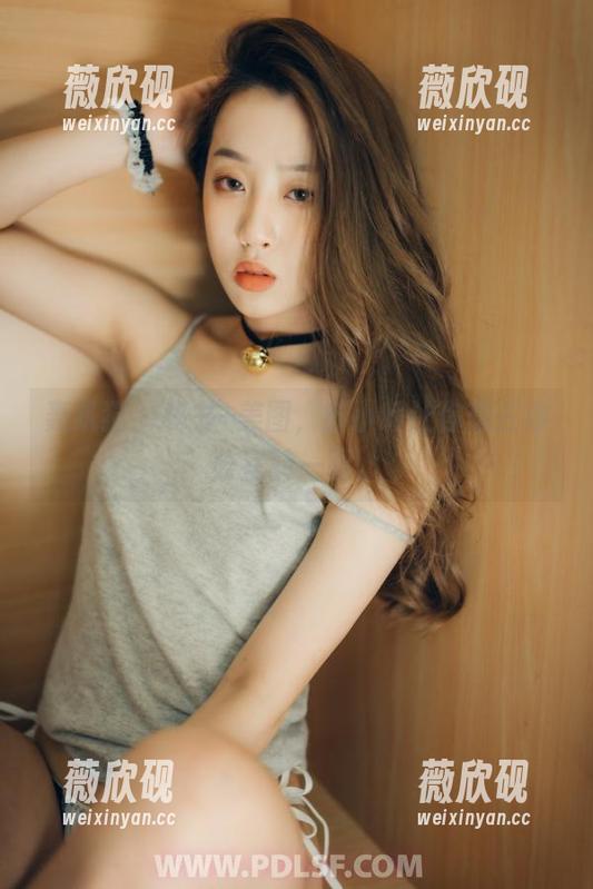 轰趴猫 - 秘书+美图，苏小暖让你想去办公室转一圈。