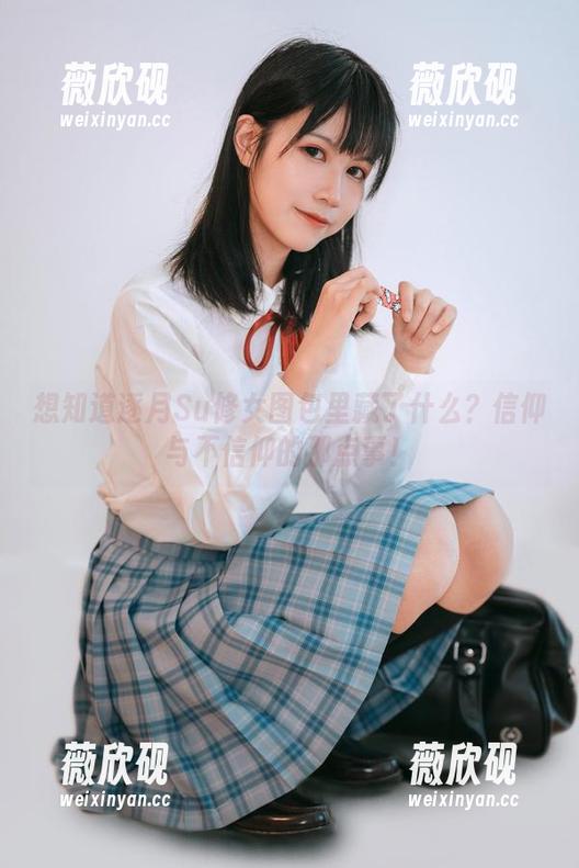 想知道逐月Su修女图包里藏了什么？信仰与不信仰的那点事！