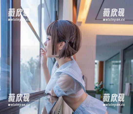 把铁打萌萌_moi的眼镜下载到网盘，怎么不觉得更迷人了呢？