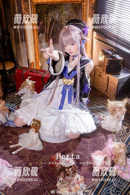 精选阳炎型小菠萝的红裙写真集，不由得让人：“这裙子我也想要！”