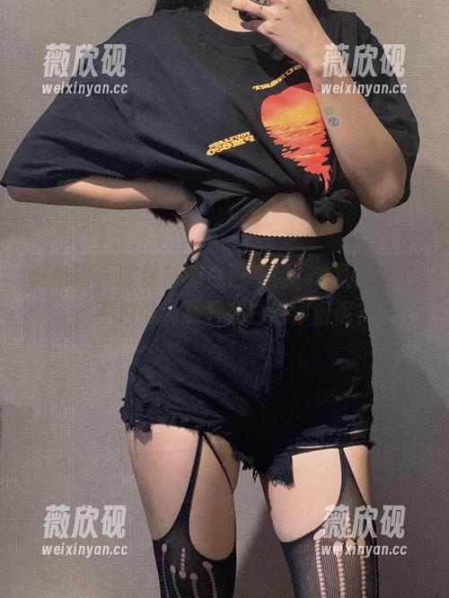 微密圈 - 陈佩奇的白色系列，套图可下载，不过谁说要只在白色停留呢？