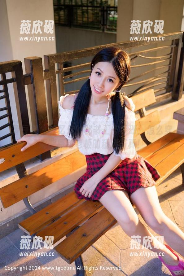 青豆客 - 施忆佳的秘书工作手册：怎么穿都能感动老板的精选写真！