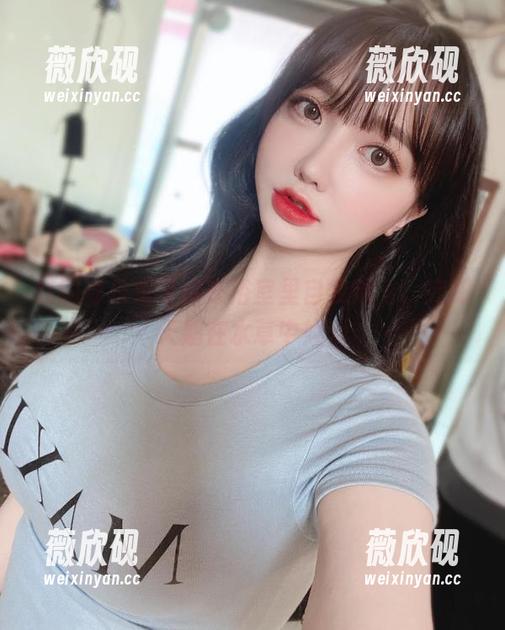 韩国孙乐乐带你在浴室里自我放飞，宛如天鹅在水草中嬉戏